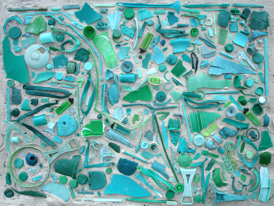 rubbish-blue-green blue-green plastic bits found on a beach